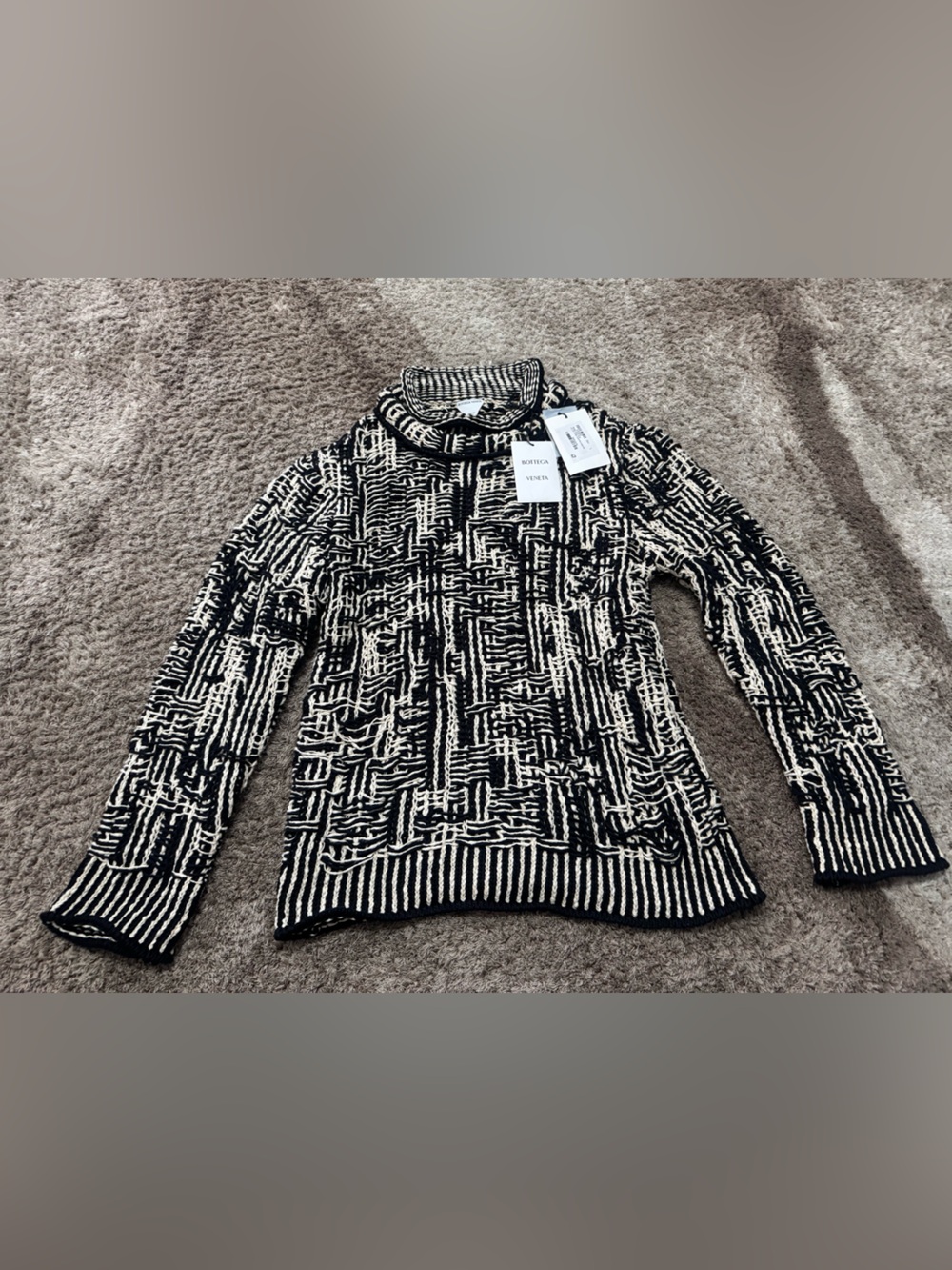 BOTTEGA VENETA
Intrecciato Cotton Sweater